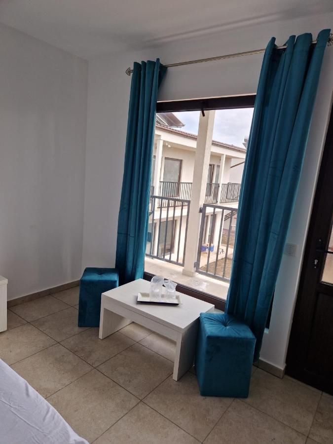 Complex Turistic N&S Hotel 2 Mai Bagian luar foto