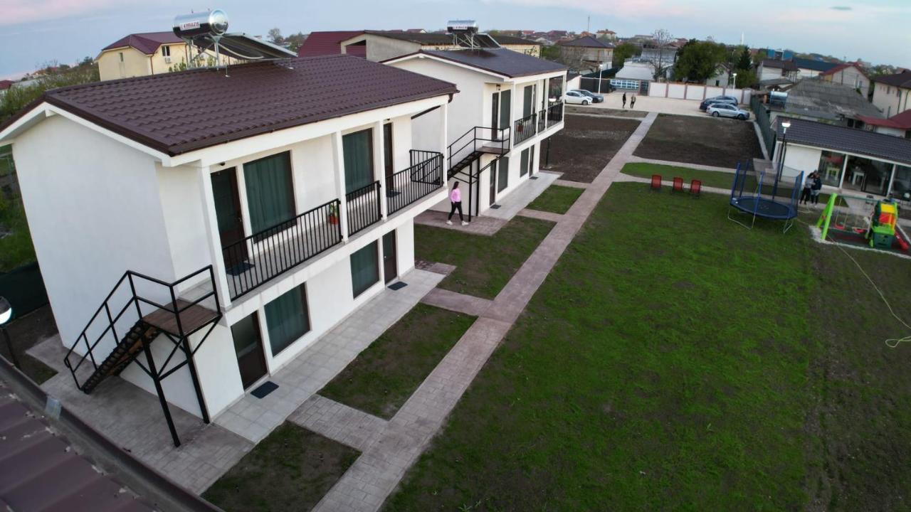 Complex Turistic N&S Hotel 2 Mai Bagian luar foto