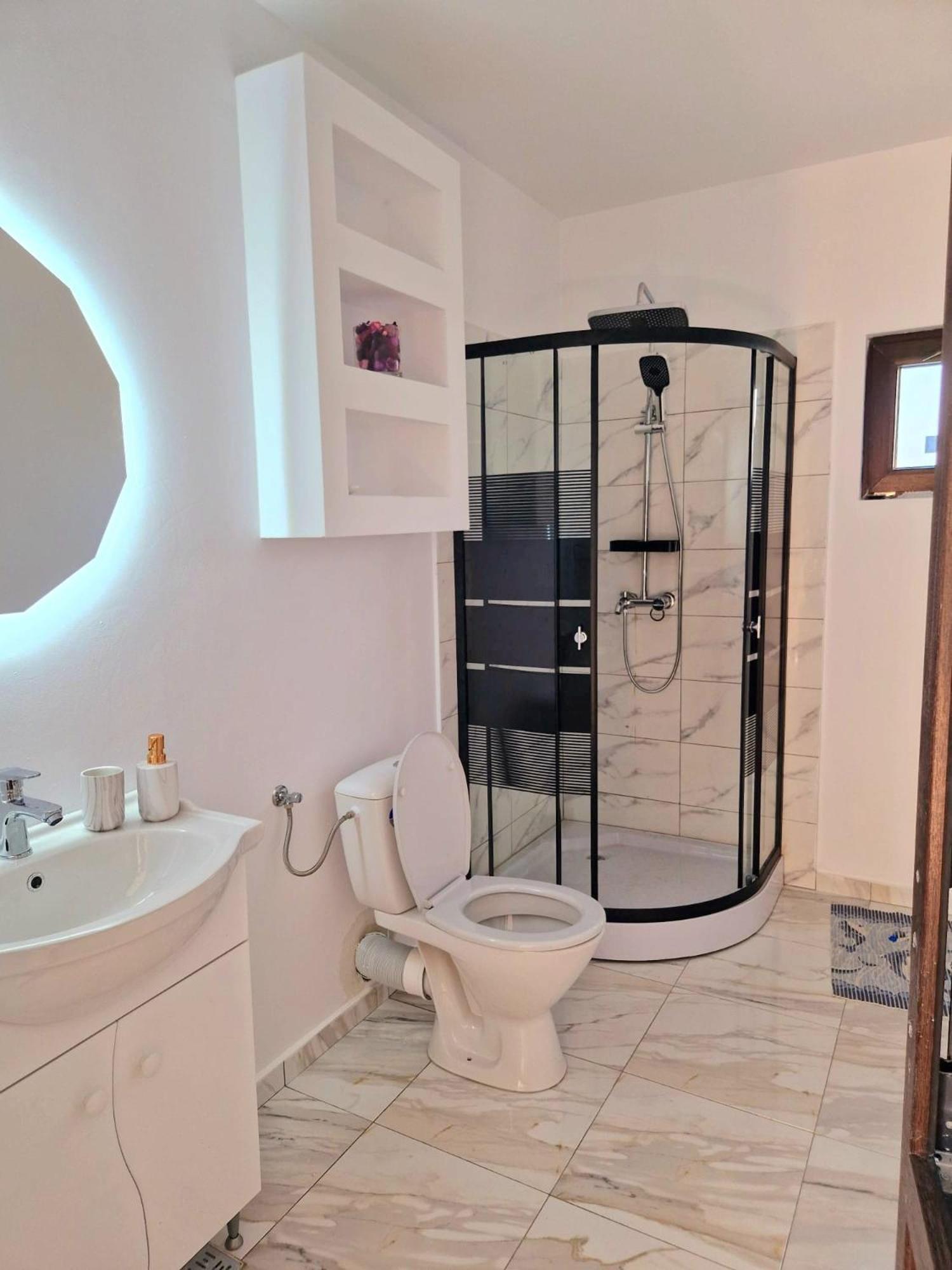 Complex Turistic N&S Hotel 2 Mai Bagian luar foto